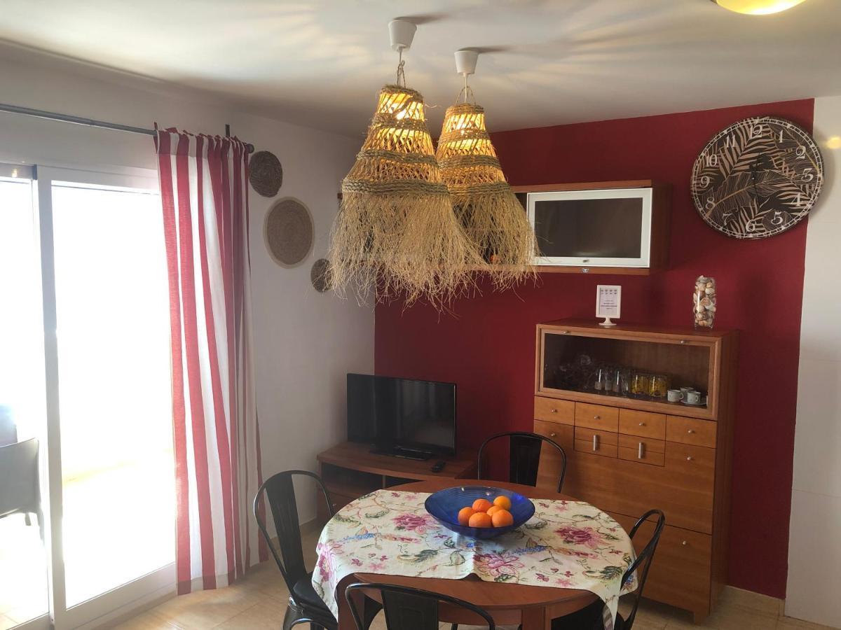 Apartamentos Playa Torrenostra Dış mekan fotoğraf